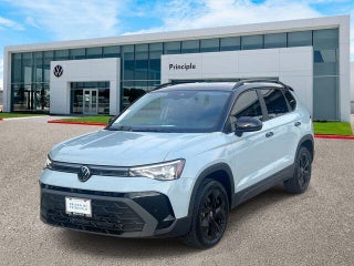 2026 Volkswagen Taos SE Black