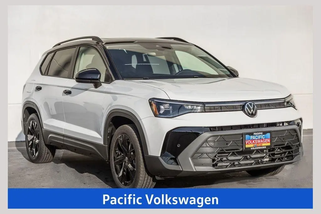 2026 Volkswagen Taos SE Black