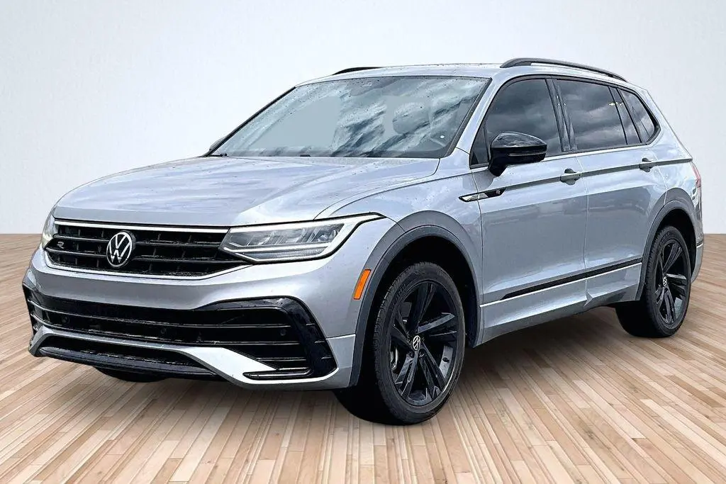 2023 Volkswagen Tiguan SE R Line Black