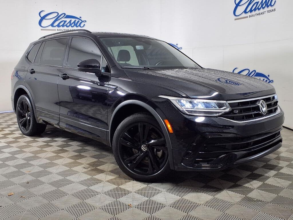 2024 Volkswagen Tiguan SE R Line Black