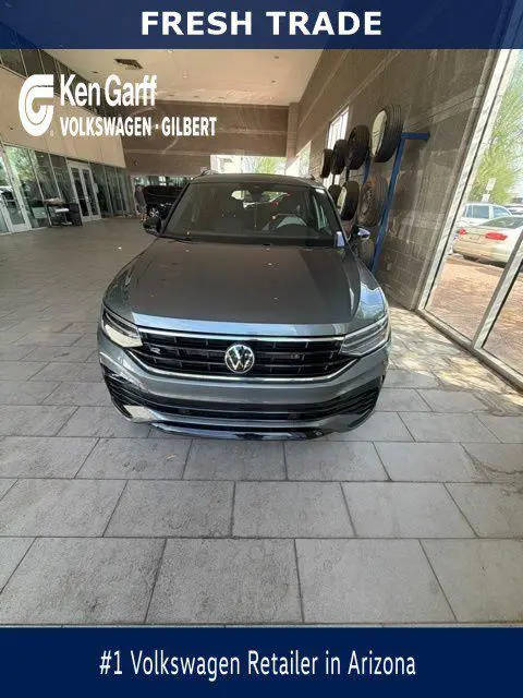 2024 Volkswagen Tiguan SE R Line Black