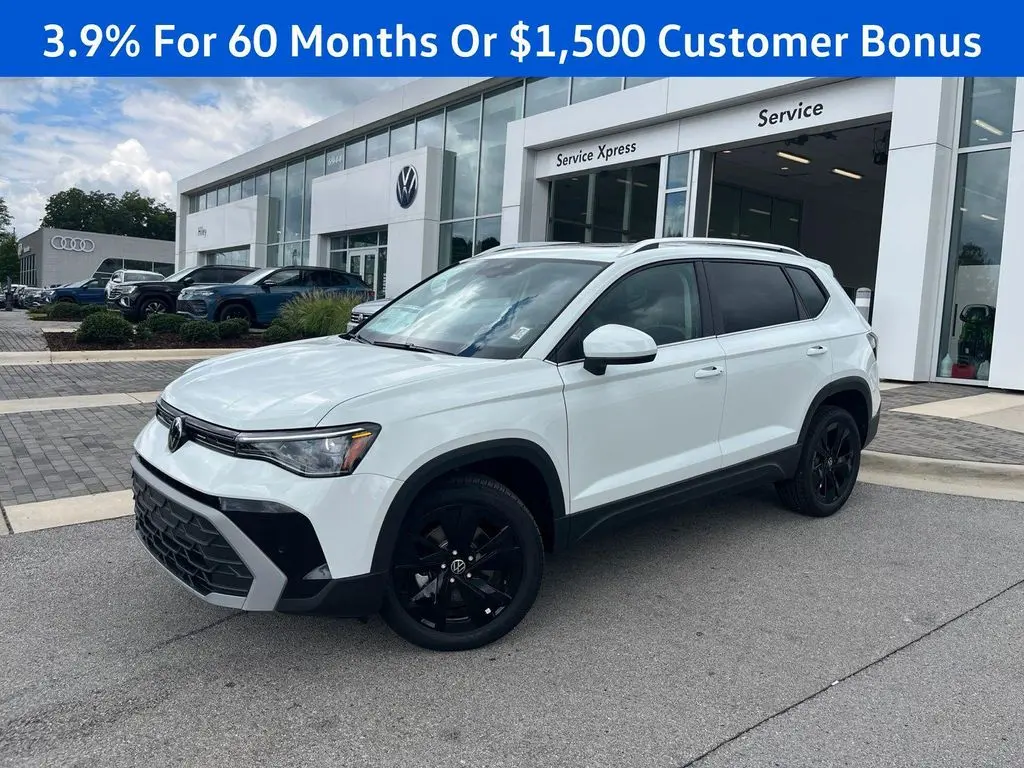 2026 Volkswagen Taos SE