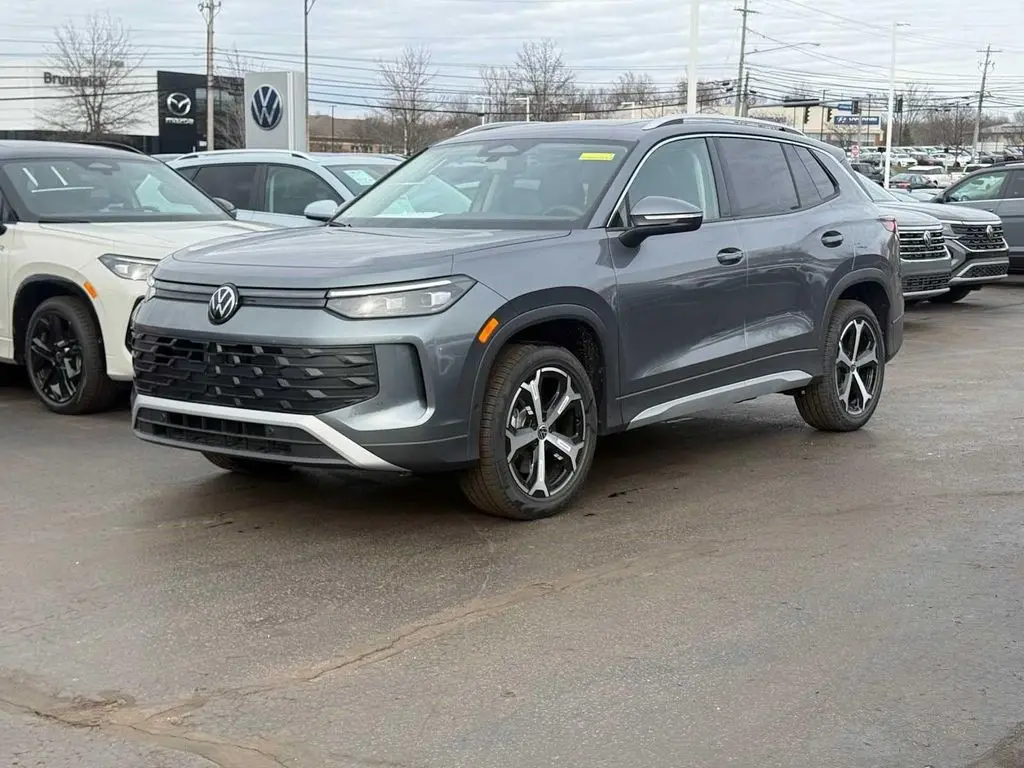 2026 Volkswagen Tiguan SE