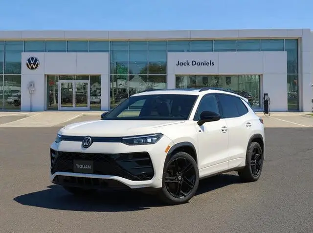 2026 Volkswagen Tiguan SE R Line Black