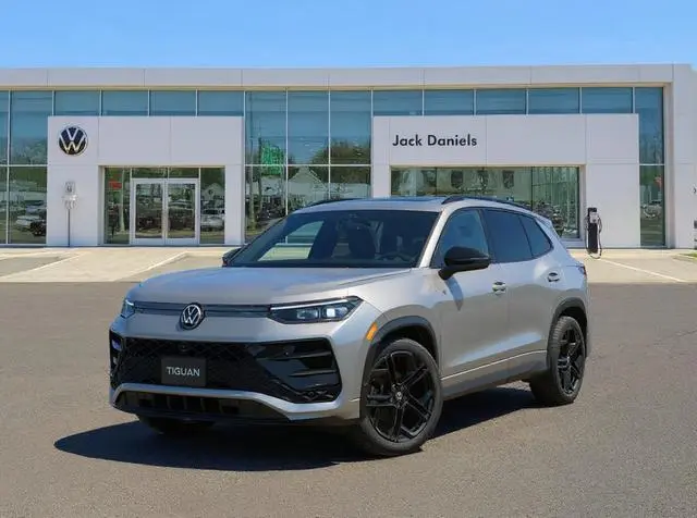 2026 Volkswagen Tiguan SE R Line Black