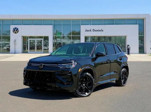 2026 Volkswagen Tiguan SE R Line Black