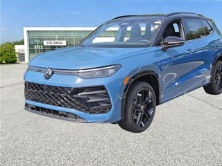 2026 Volkswagen Tiguan SE R Line Black
