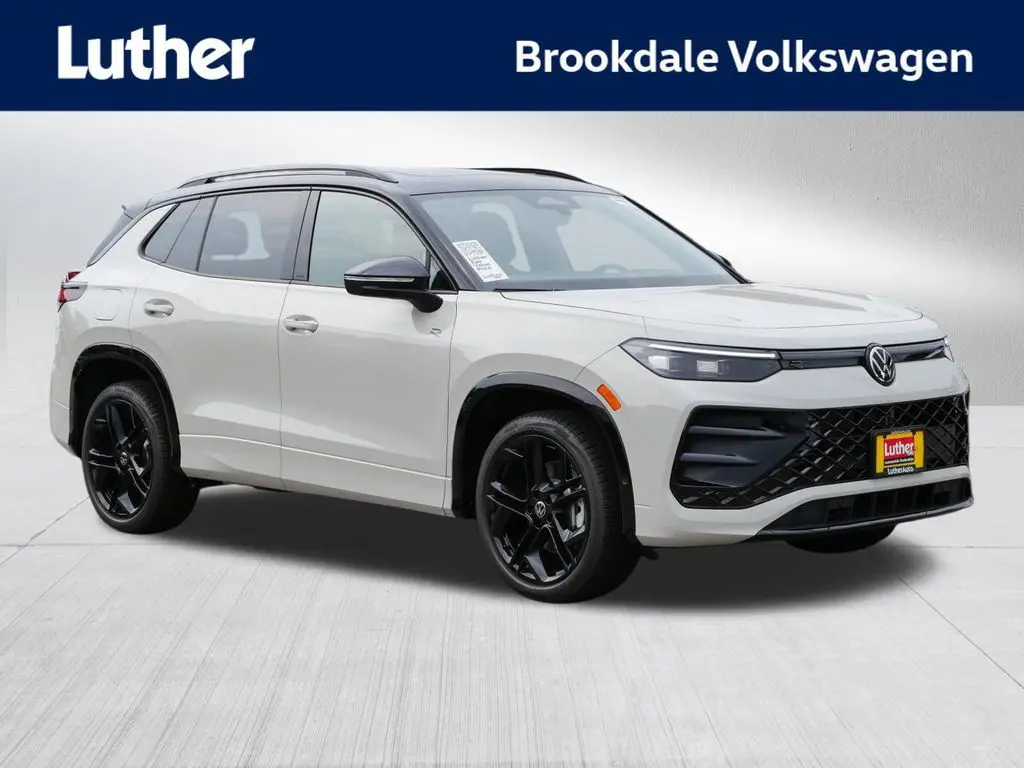 2026 Volkswagen Tiguan SE R Line Black