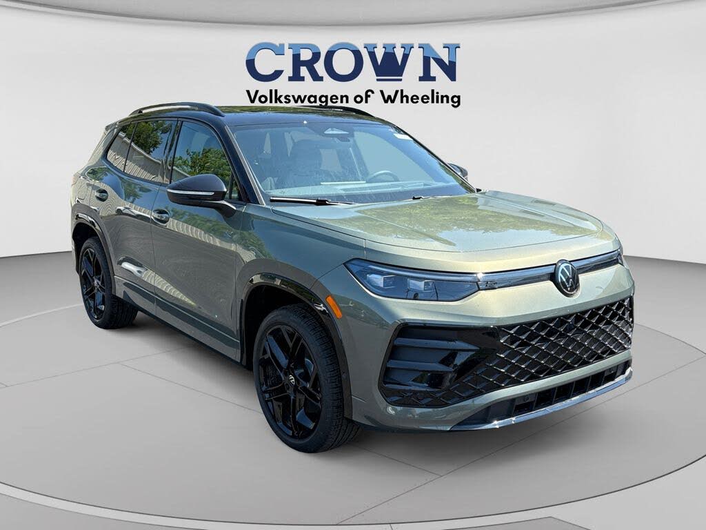 2026 Volkswagen Tiguan SE R Line Black