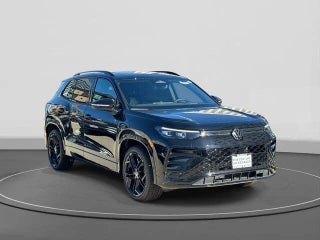 2026 Volkswagen Tiguan SE R Line Black