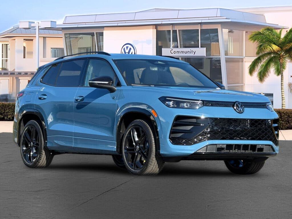 2026 Volkswagen Tiguan SE R Line Black