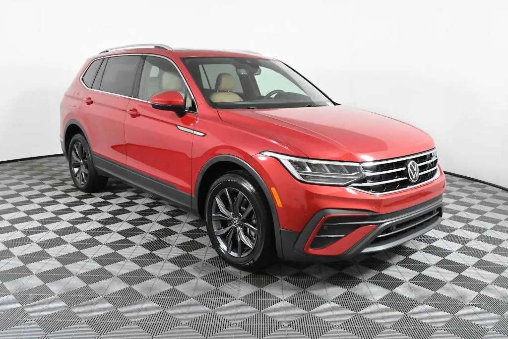 2023 Volkswagen Tiguan SE