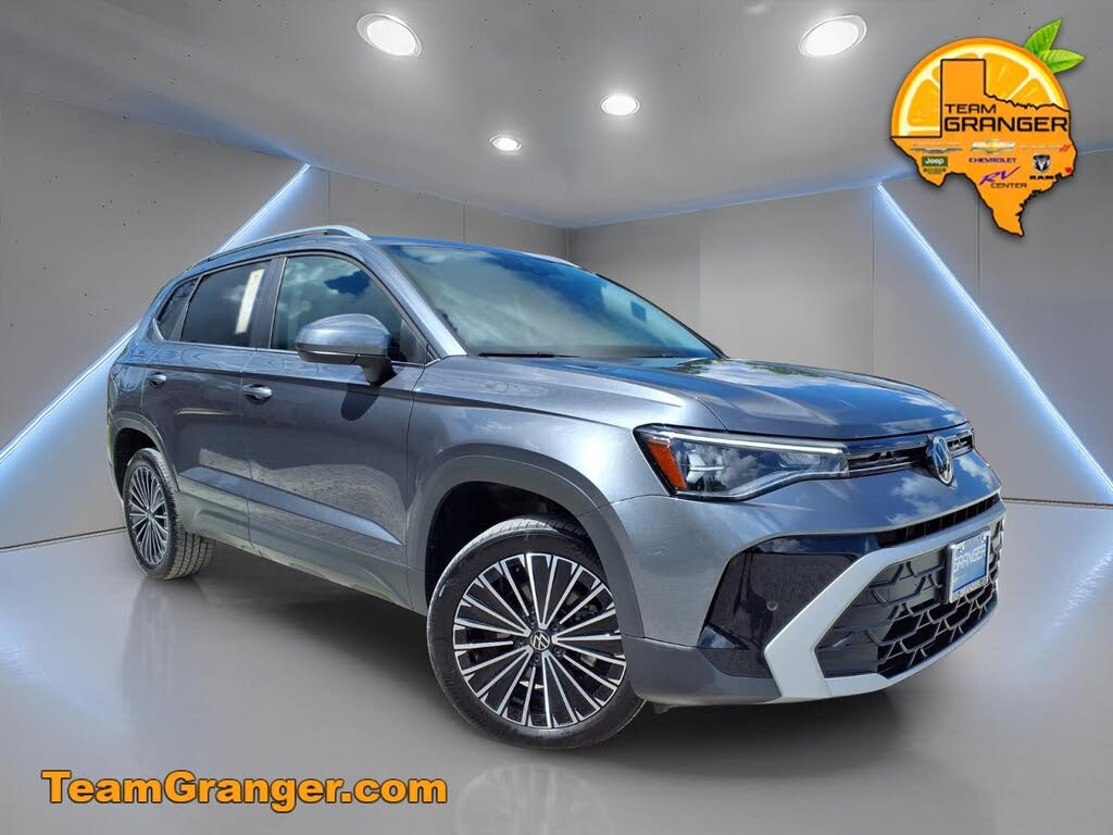 2025 Volkswagen Taos SE