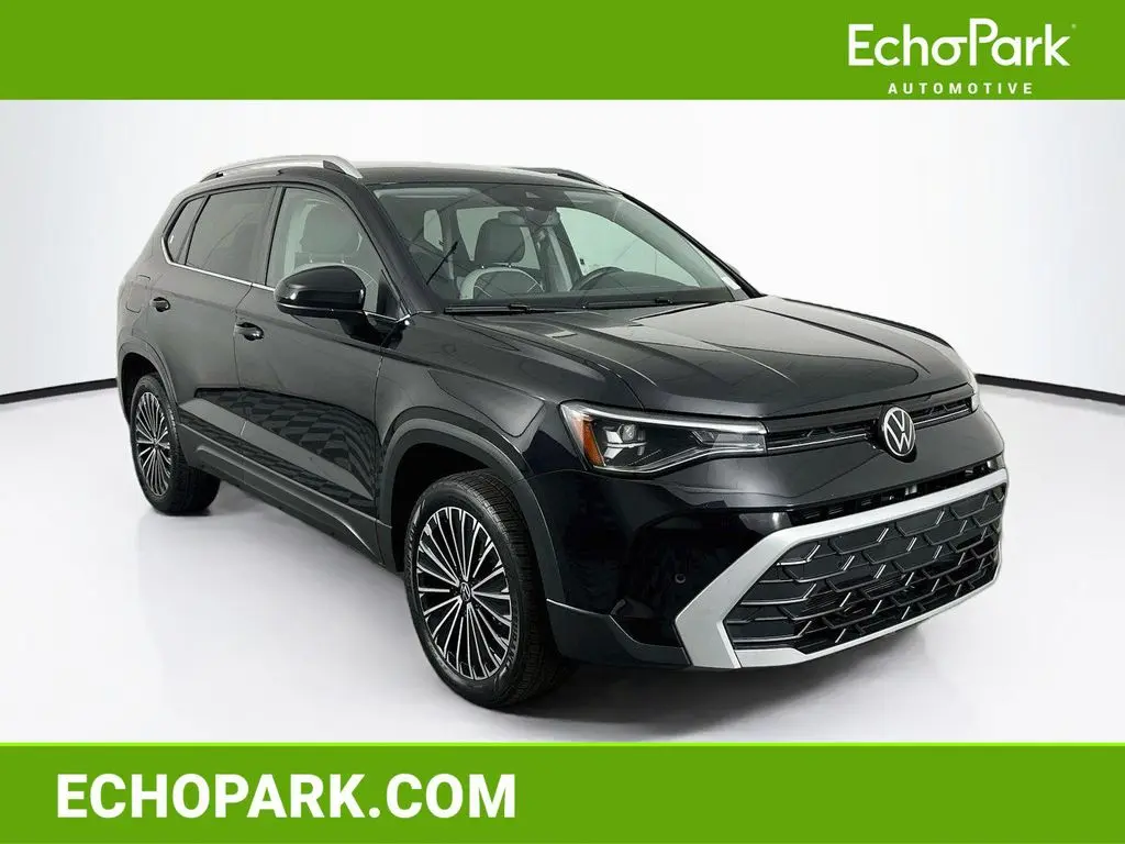 2025 Volkswagen Taos SE