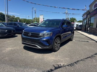2024 Volkswagen Taos SE