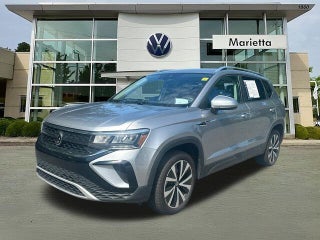 2024 Volkswagen Taos SE