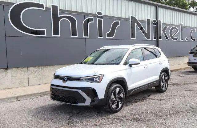 2025 Volkswagen Taos SE