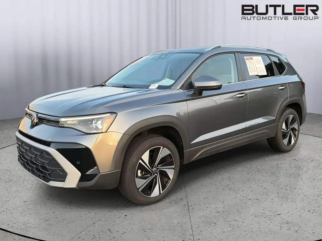 2025 Volkswagen Taos SE