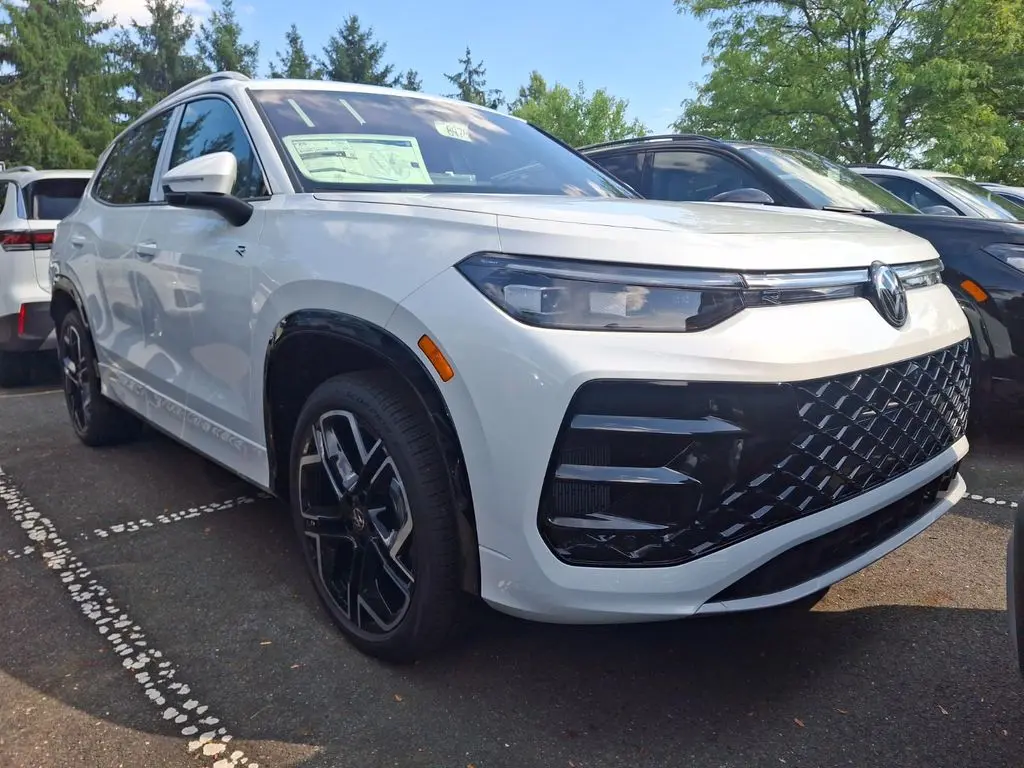 2026 Volkswagen Tiguan Sel R Line Turbo