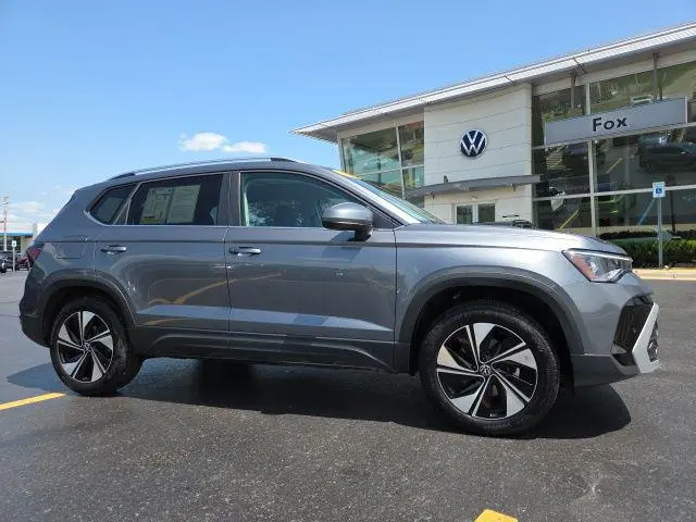 2026 Volkswagen Taos SE