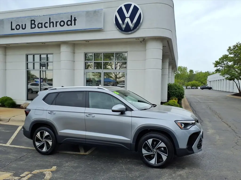 2026 Volkswagen Taos SE