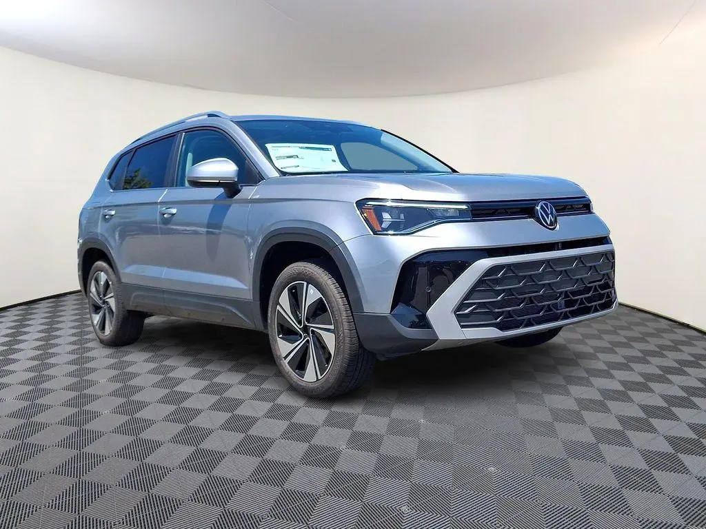 2026 Volkswagen Taos SE