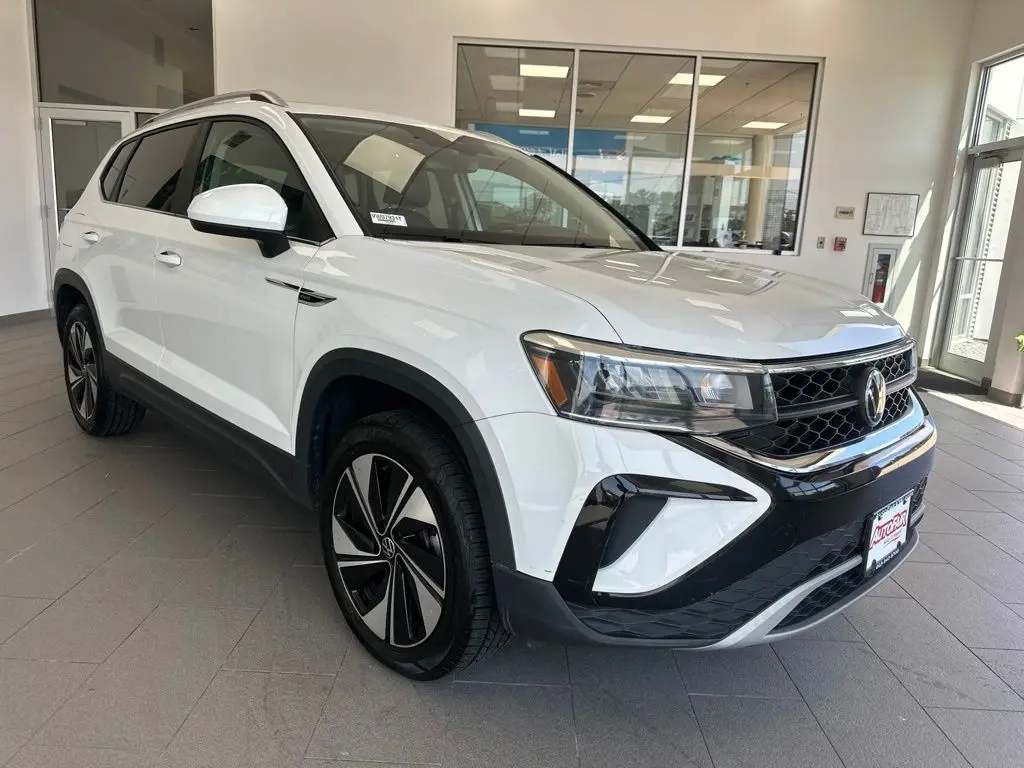 2023 Volkswagen Taos SE