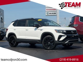 2024 Volkswagen Taos SE