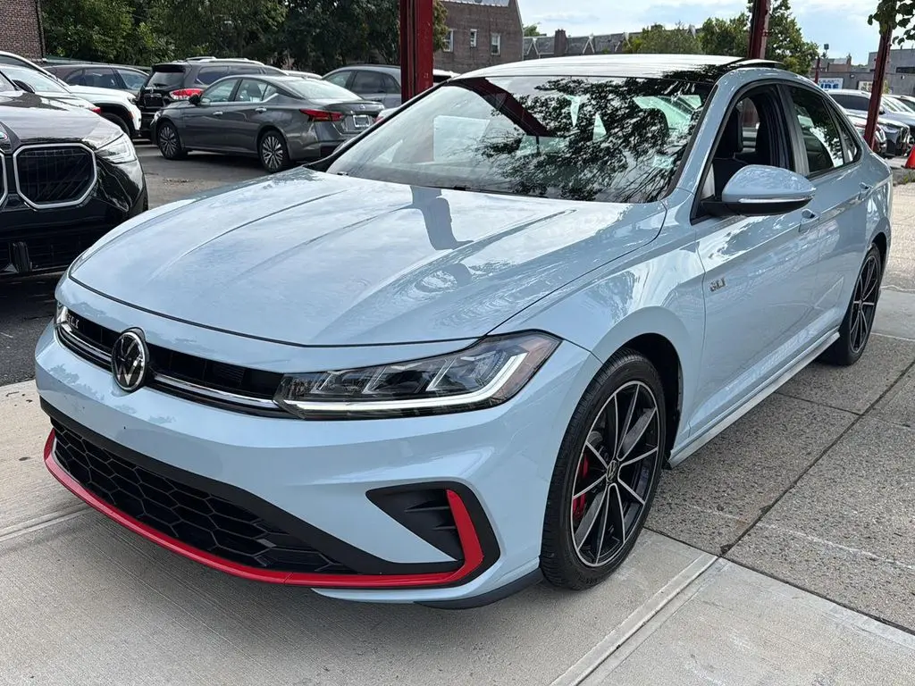 2025 Volkswagen Jetta Autobahn