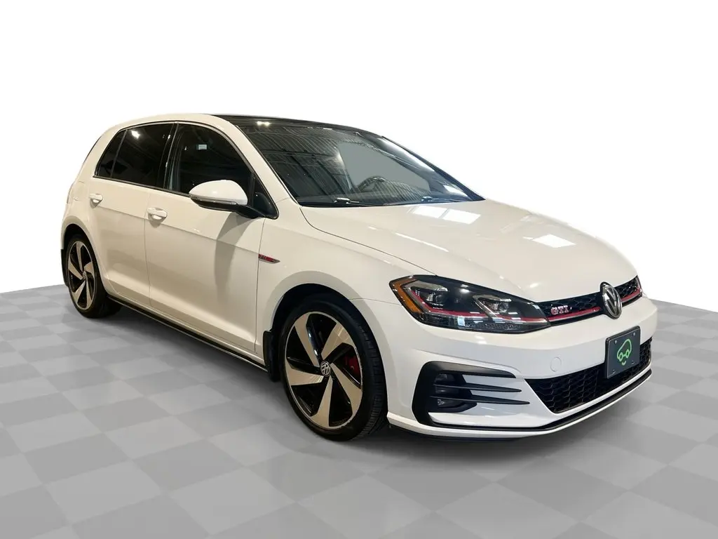 2019 Volkswagen Golf GTI SE