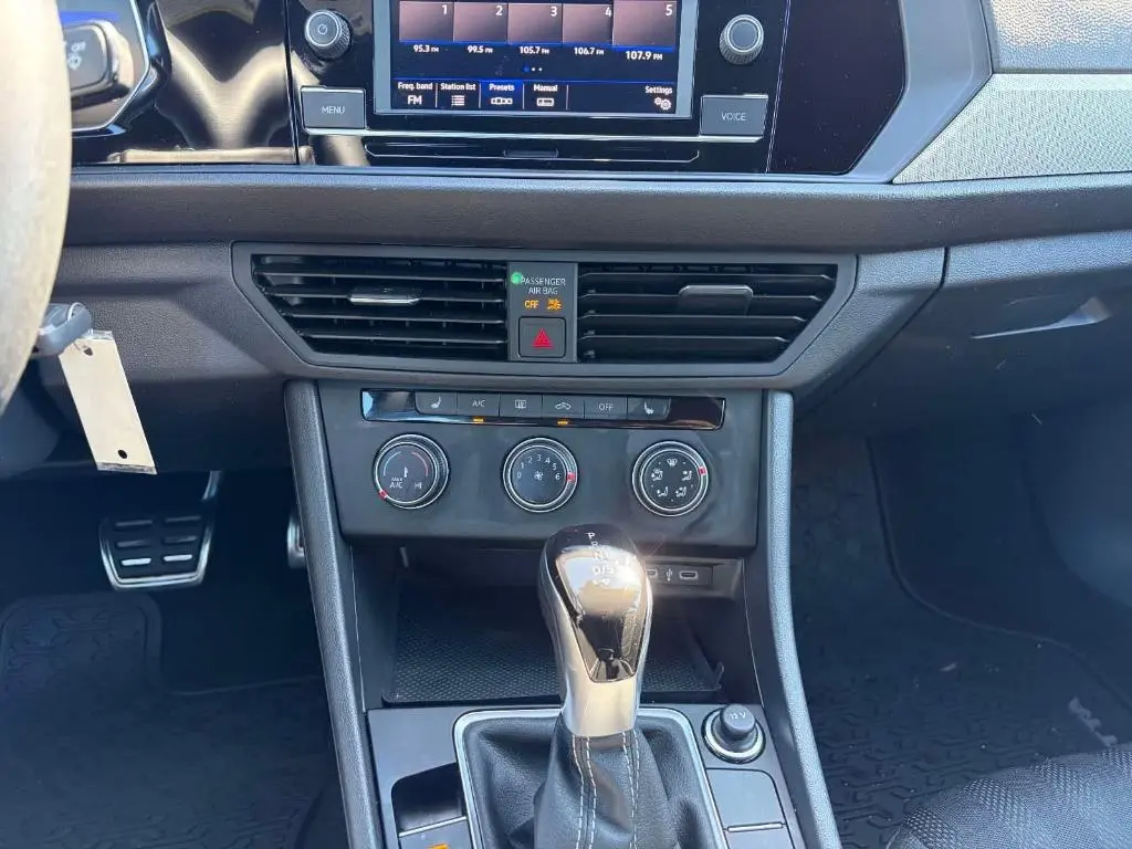 2024 Volkswagen Jetta Sport