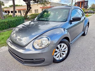 2013 Volkswagen Beetle Entry