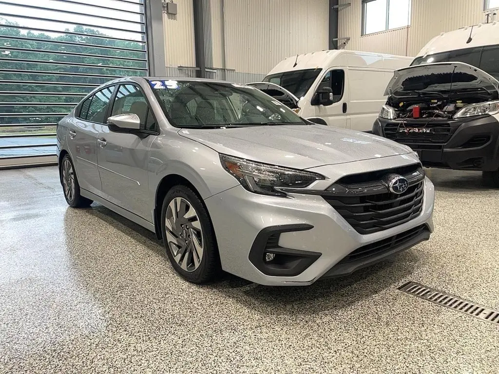 2025 Subaru Legacy Touring XT