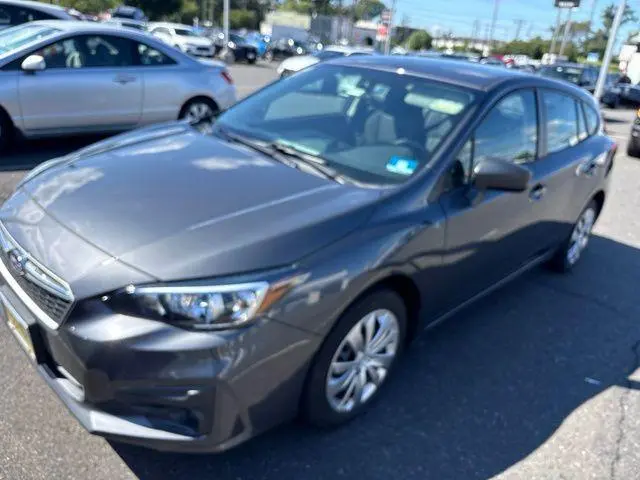 2019 Subaru Impreza 2.0i