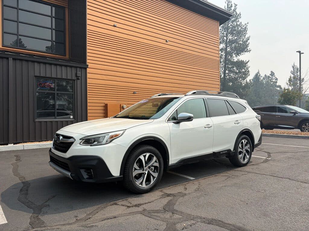2020 Subaru Outback Touring XT