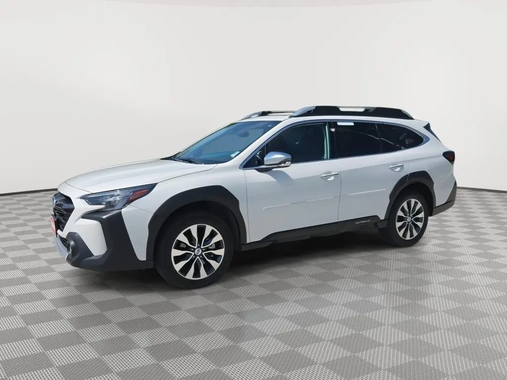 2023 Subaru Outback Touring XT