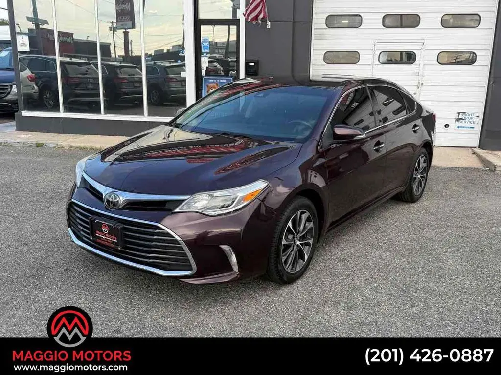 2018 Toyota Avalon XLE