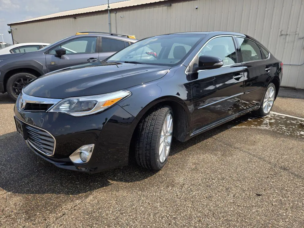 2013 Toyota Avalon XLE Premium