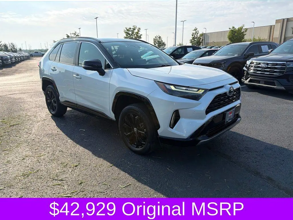 2024 Toyota RAV4 Hybrid SE