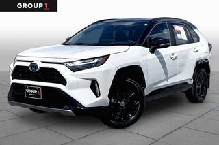 2022 Toyota RAV4 Hybrid SE