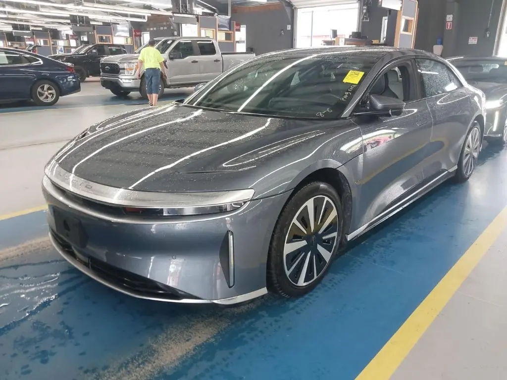 2025 Lucid Air Touring