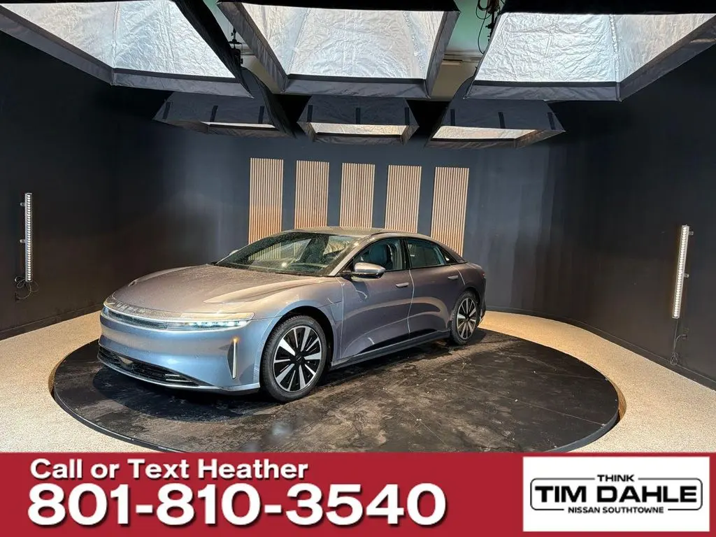2025 Lucid Air Touring
