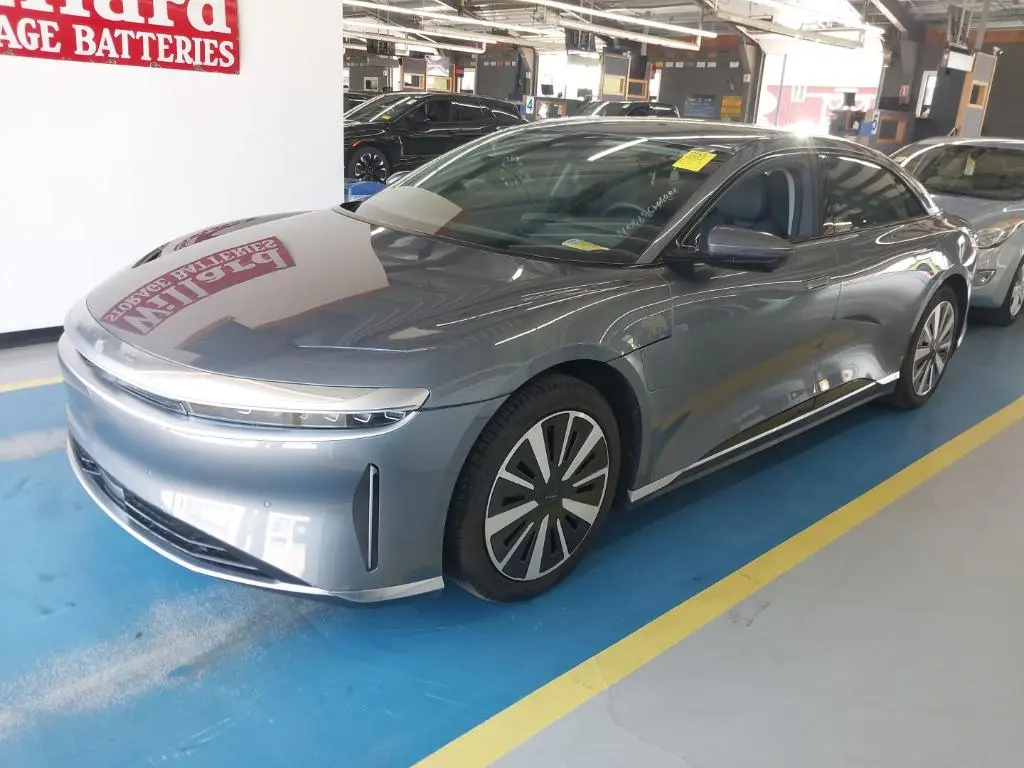 2025 Lucid Air Touring