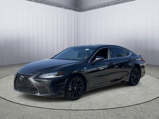 2024 Lexus ES 300h F SPORT Handling
