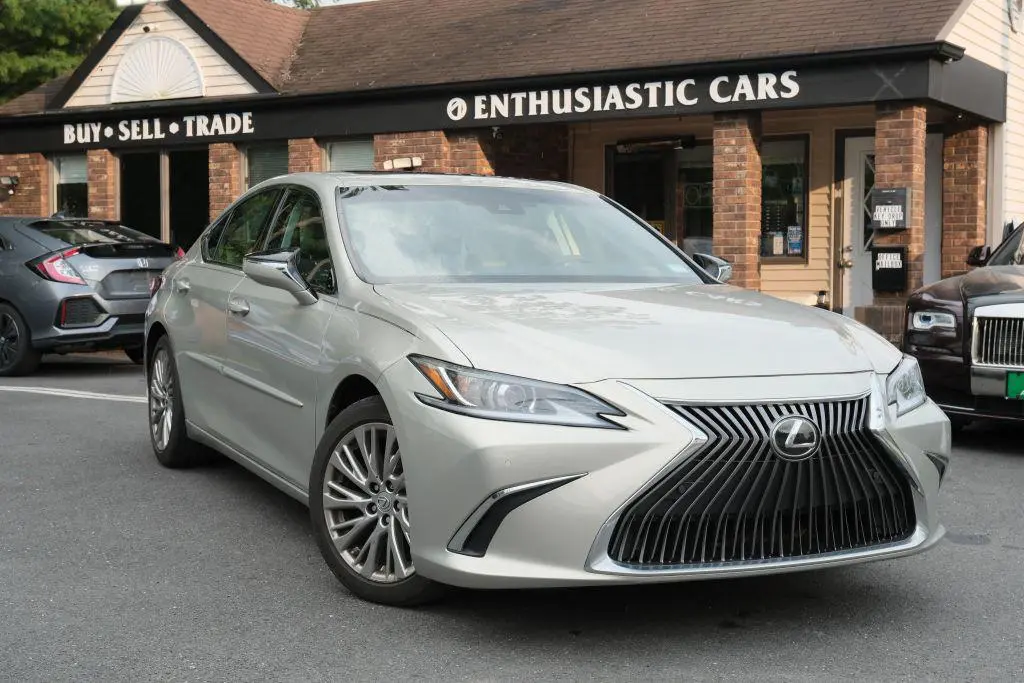 2019 Lexus ES 350 Base
