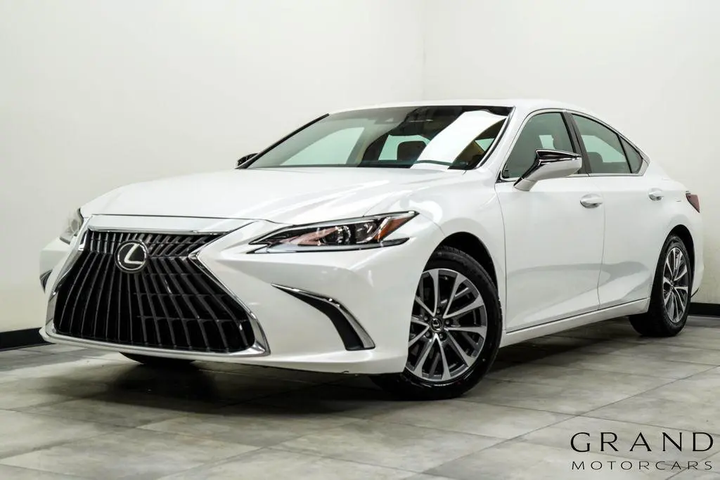 2022 Lexus ES 350 Base