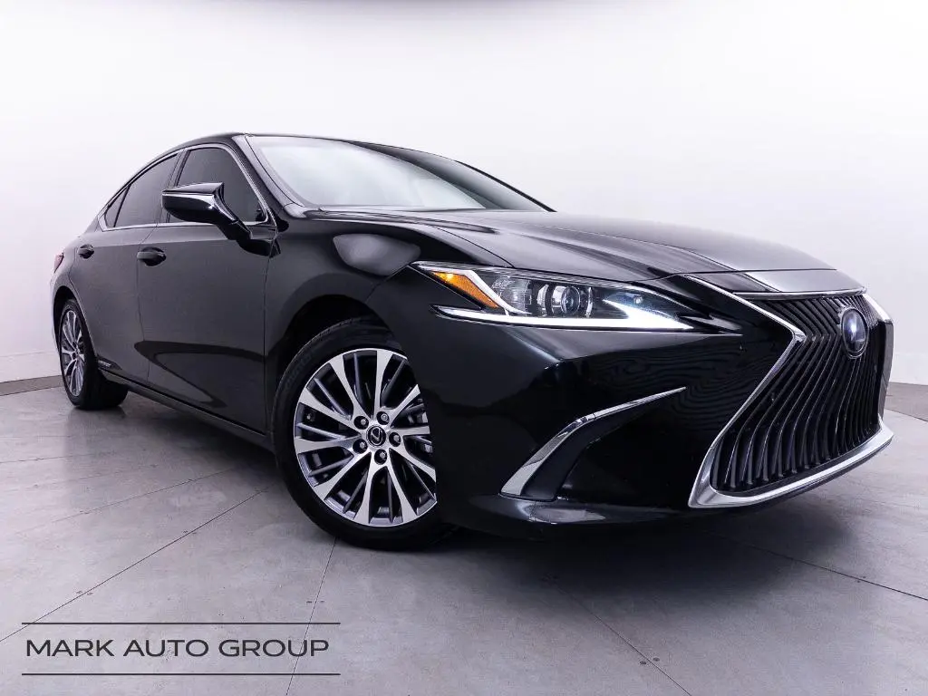 2020 Lexus ES 300h Premium
