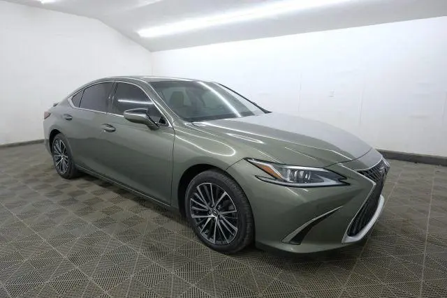 2023 Lexus ES 300h Premium