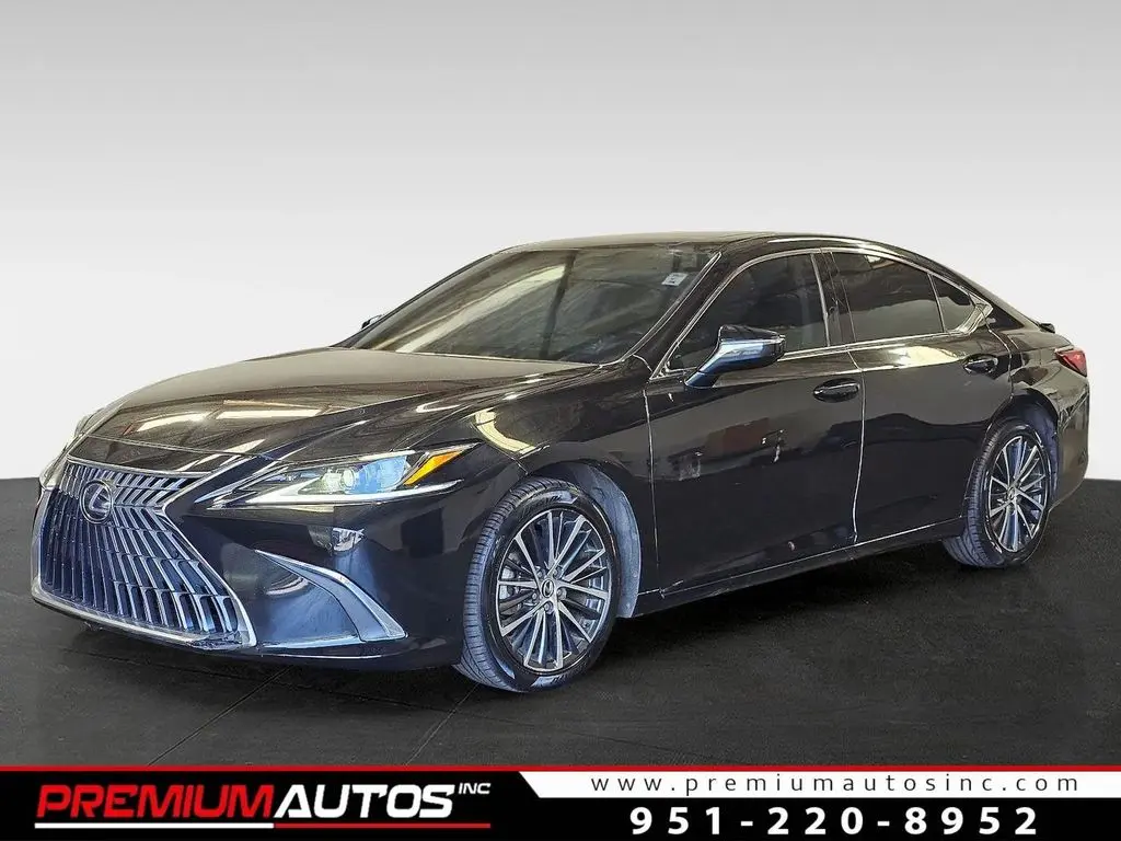 2022 Lexus ES 300h Premium
