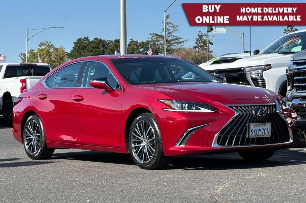 2024 Lexus ES 300h Premium